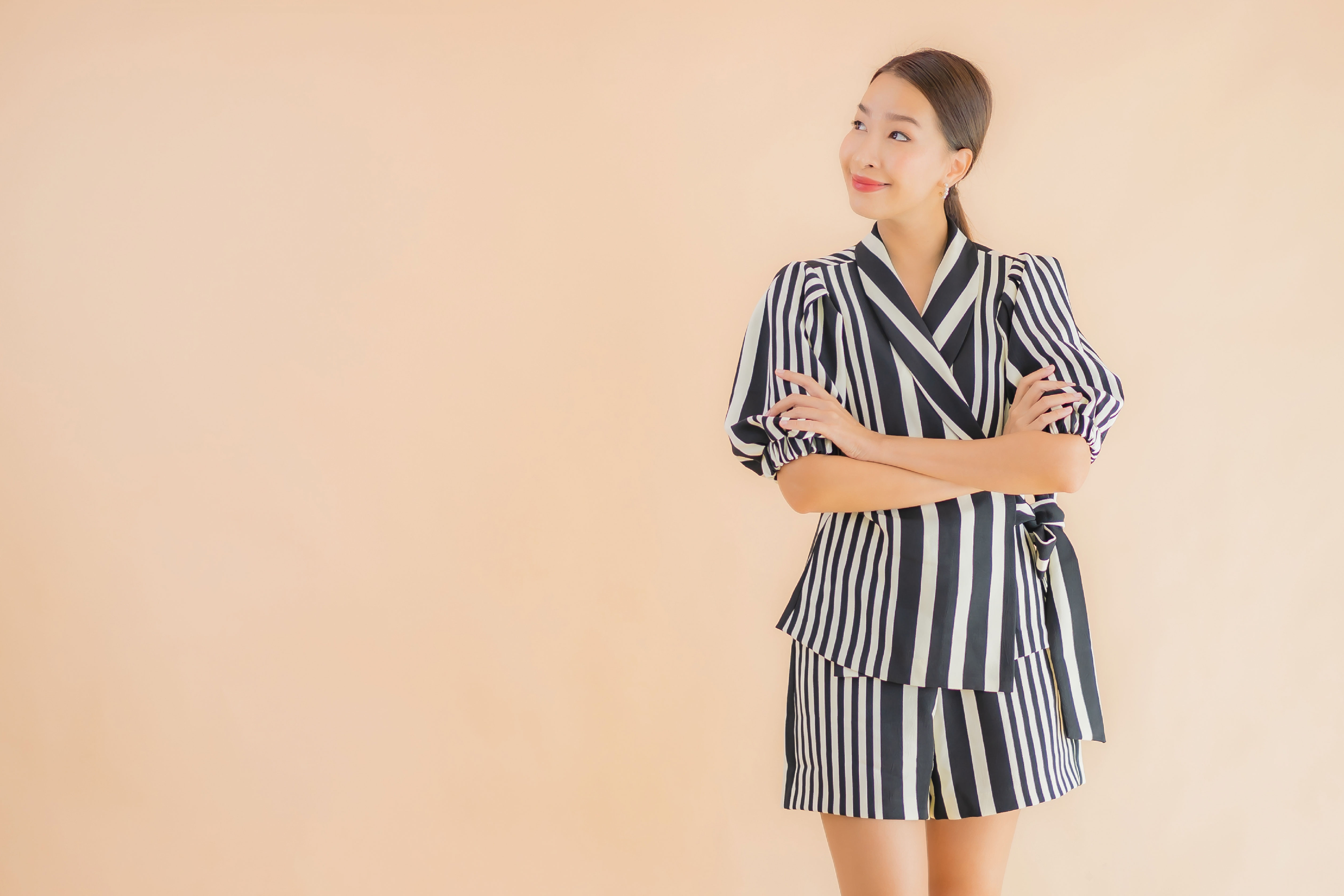 เสื้อลายทาง แบบแนวตรงช่วยได้